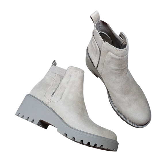 Dominique Nicole Shoes - Suede Chelsea Ankle Boots in Light Gray